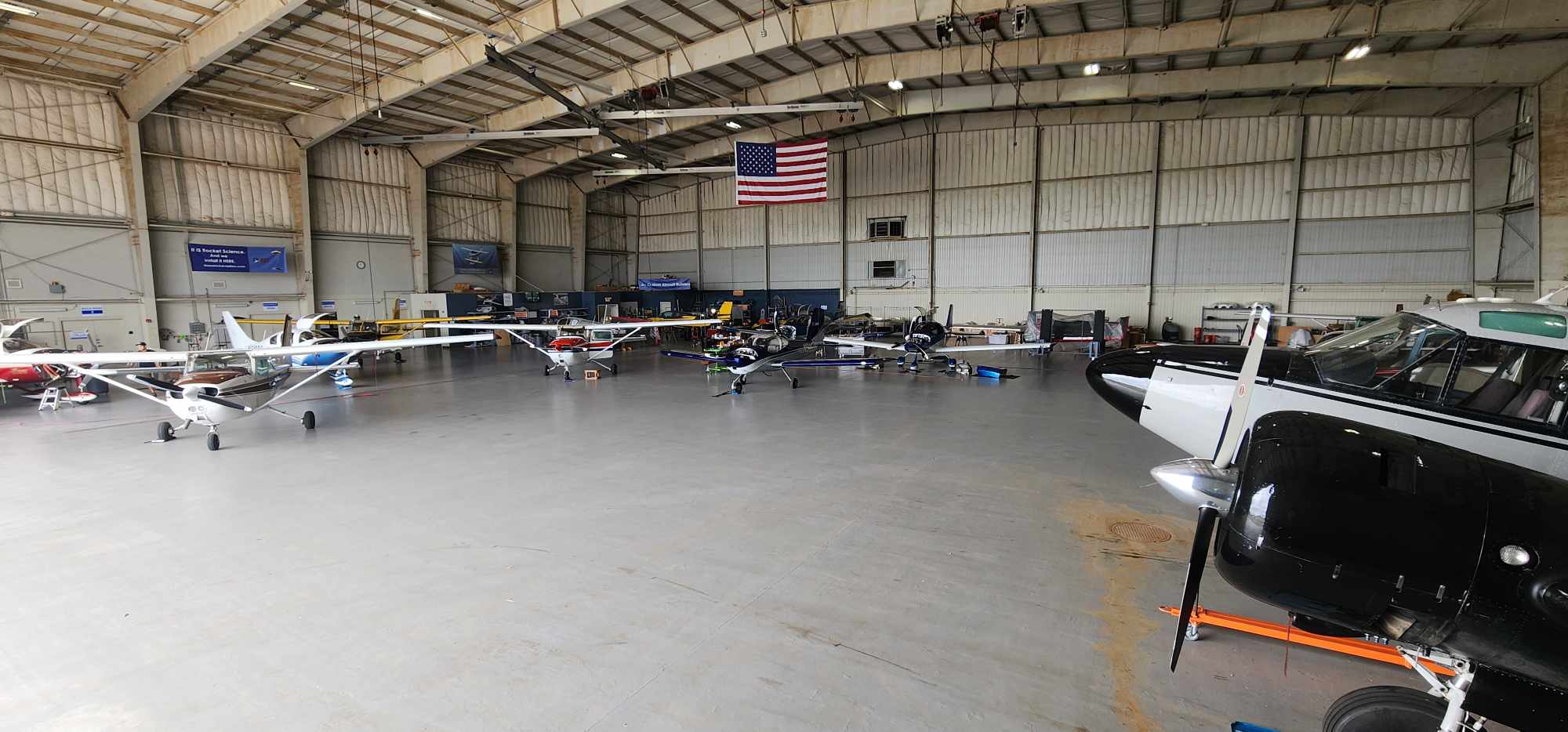 Hangar in 