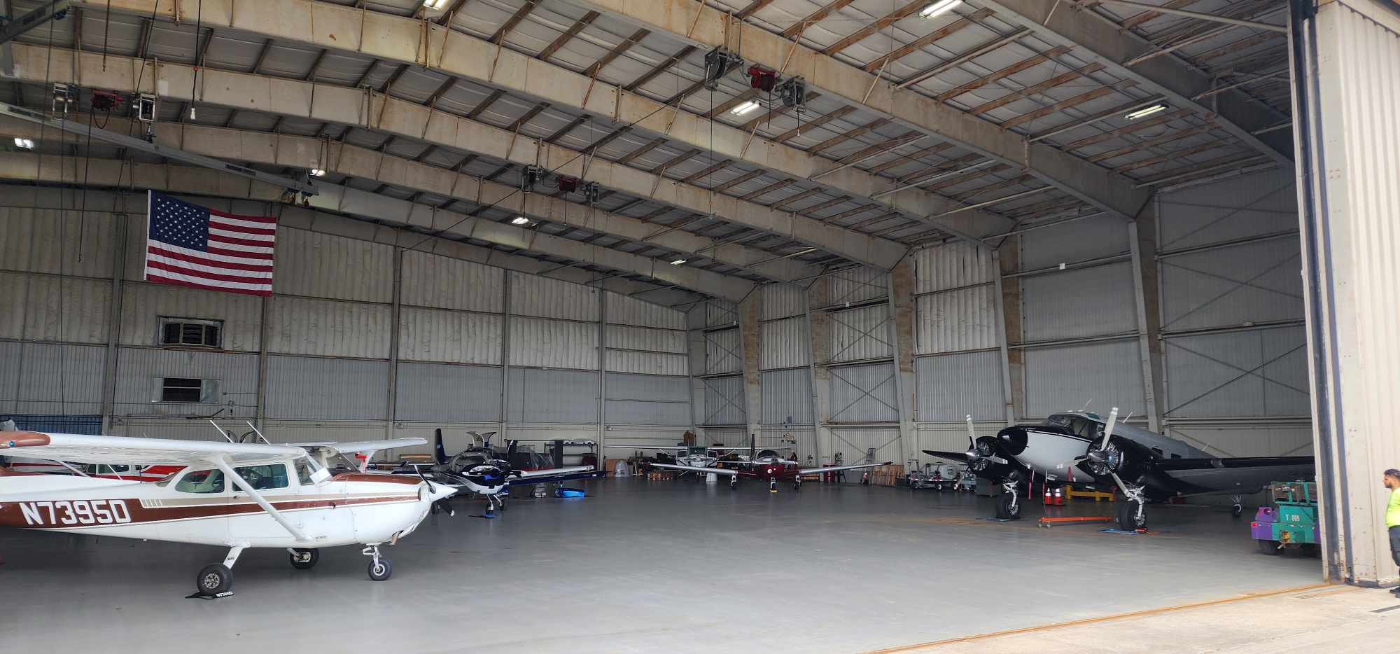 Hangar_1_hangar_space_2.jfif