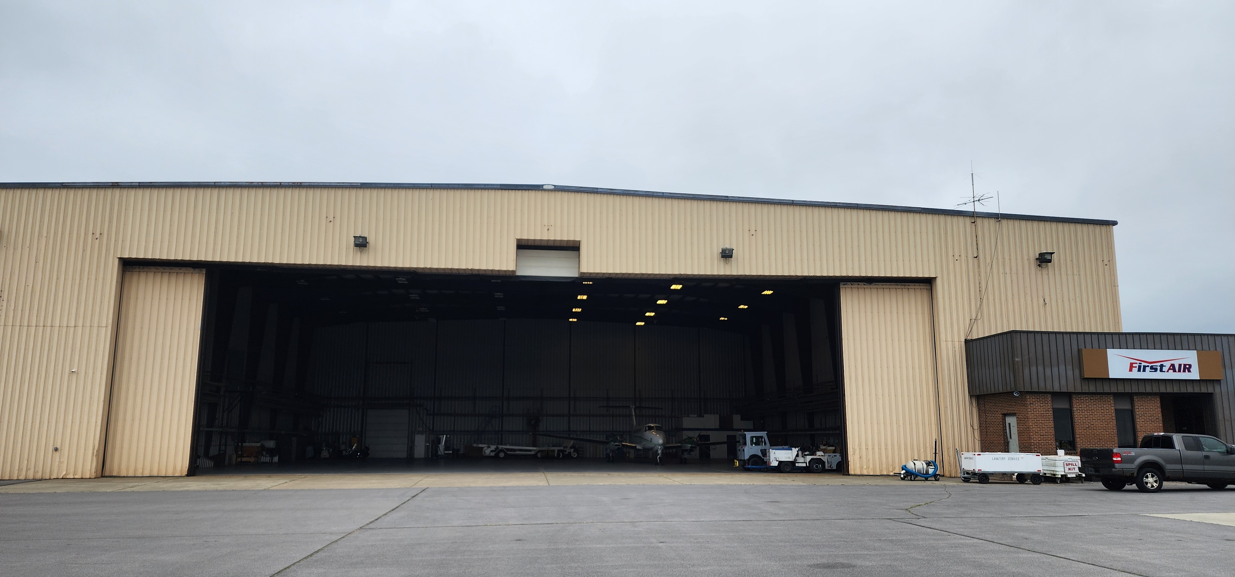 Hangar in 