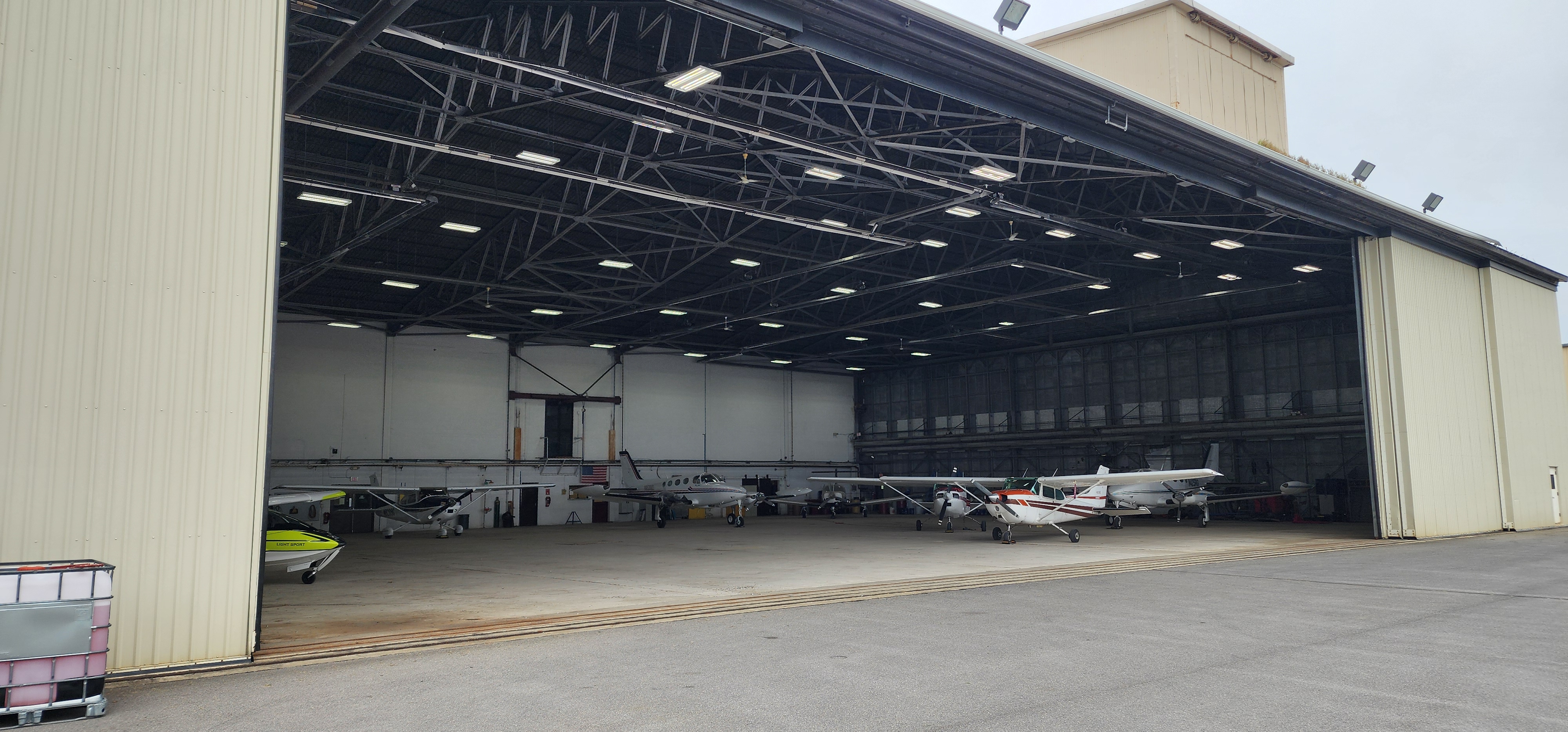 Hangar_2_door_front_2.jpg