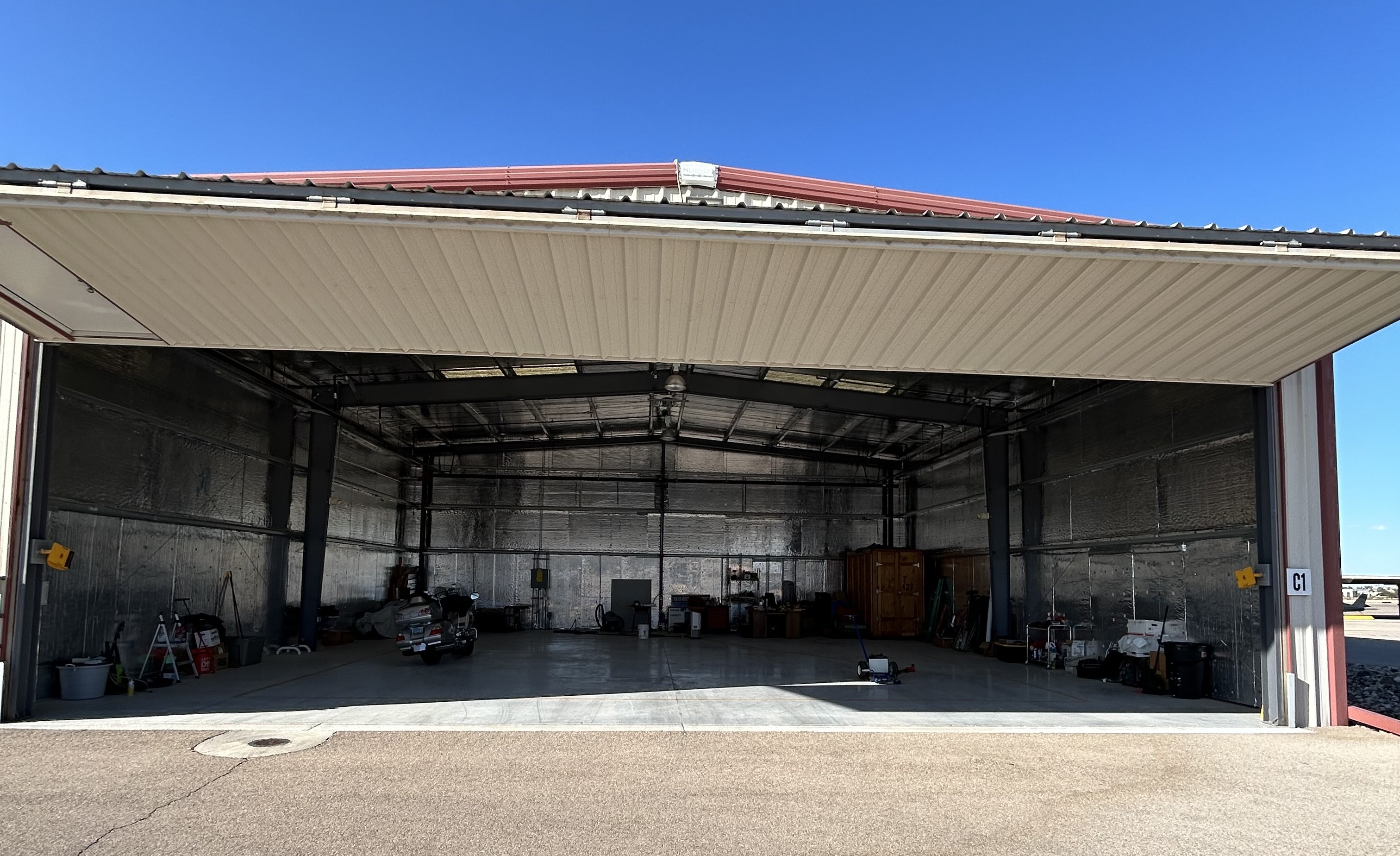 Hangar in 