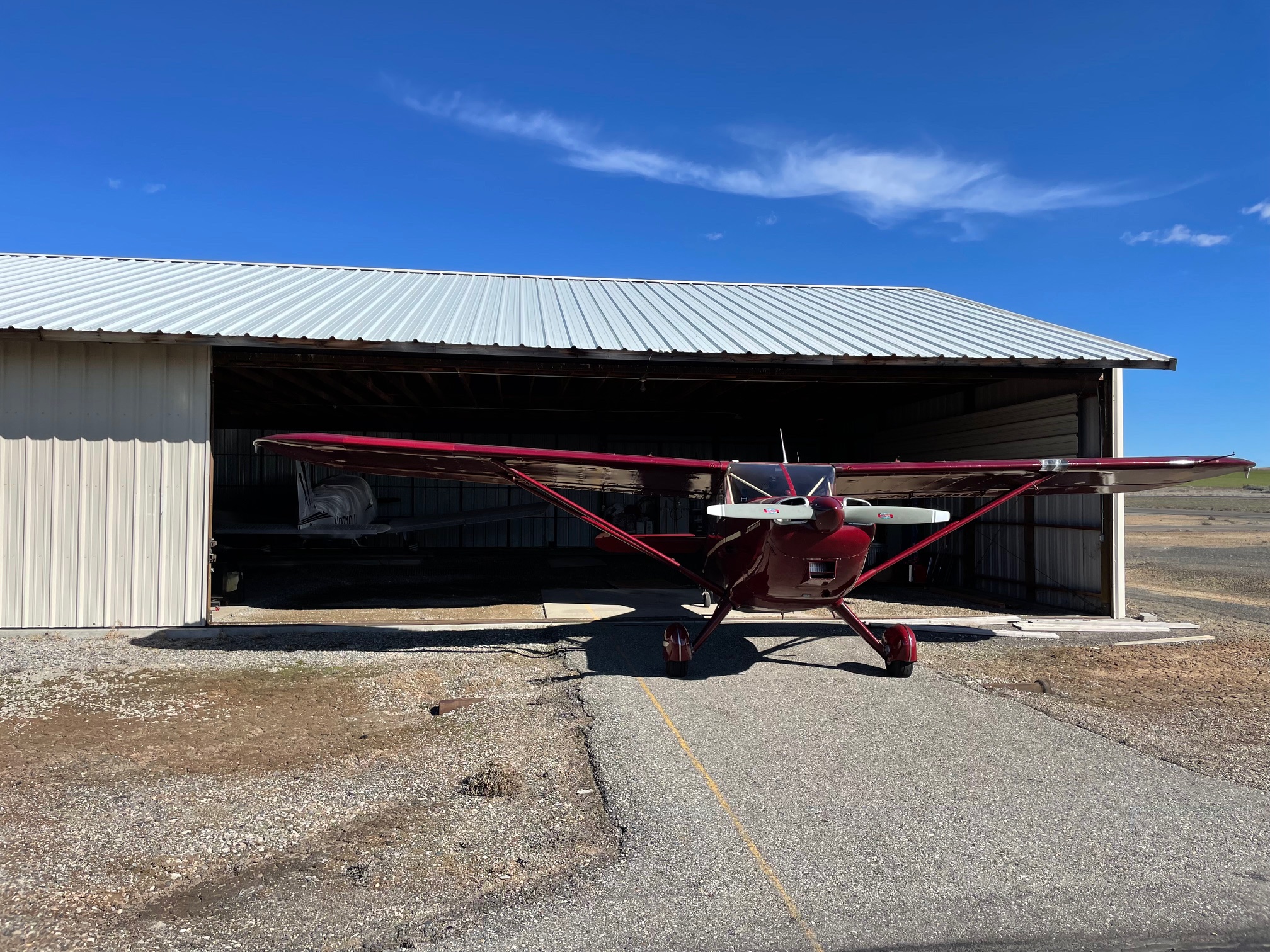 Hangar in g