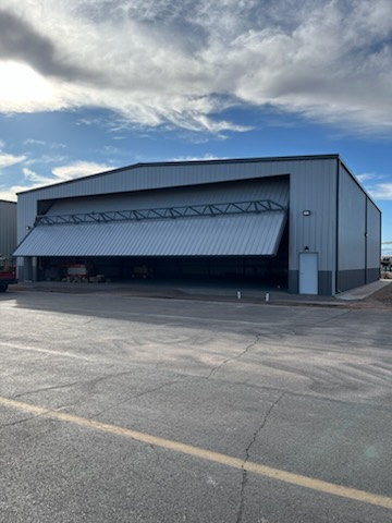 Hangar in u